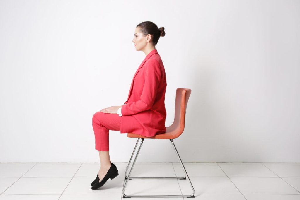 マッチングアプリ 多くの女性がモテないプロフィールを書いている
自己紹介は希望欄ではありません
面接を受けている女性