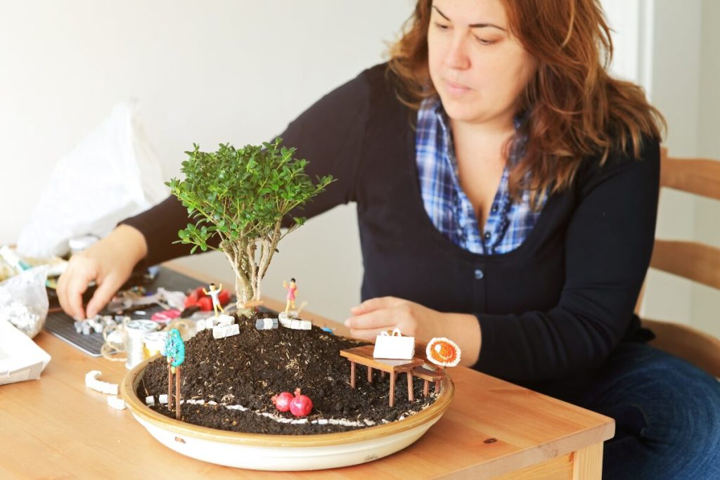 自分の性格を知っていますか？
設定を作ってみたら答えやすいかも
箱庭をつくる女性