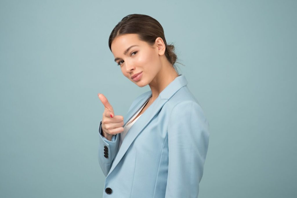 睡眠中にあなたの身体で起きていること
オーナーがやるべきこと
仕事が出来そうな女性