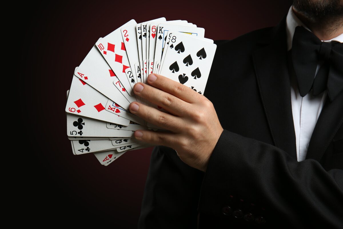 マッチングアプリのいいね数がまるでマジックでした マッチングアプリでもらった100件ものいいね。生まれてこのかたモテたことがないはずのあなたに何故？