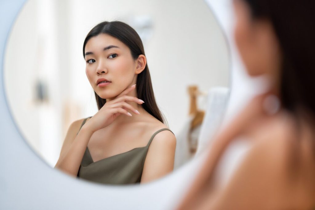 美人はどれくらい得をする？
美人の割合
鏡を見てうっとりする不美人