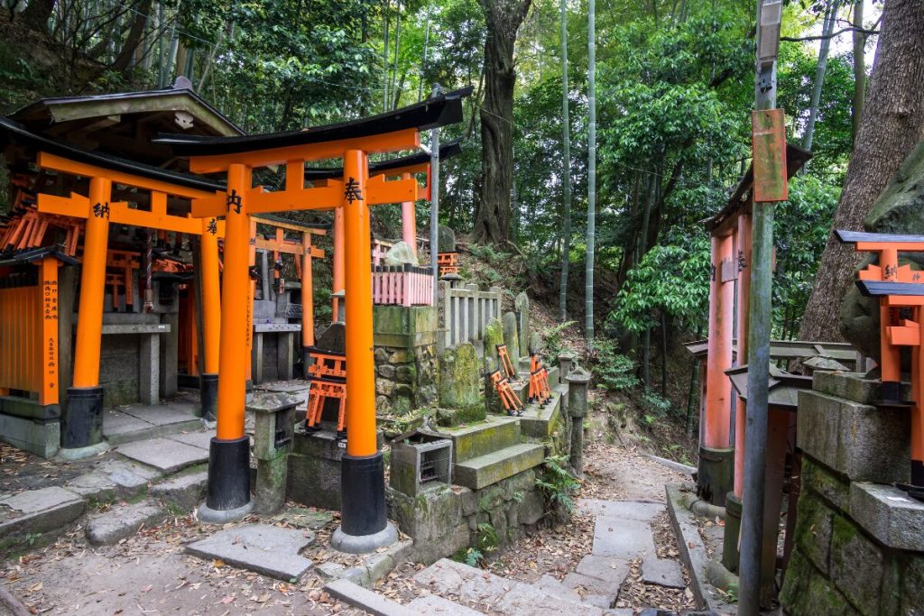 神社の鳥居