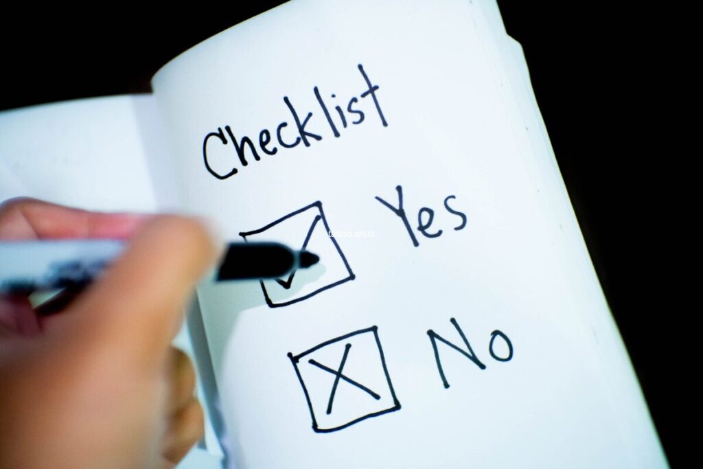 デジタルタトゥーを彫る人
被害者？加害者？
YesかNoを選ぶ人
