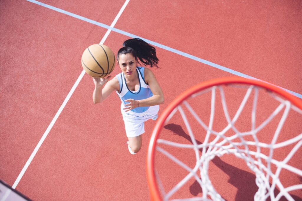 カロリーってやつは！
その他の消費量
バスケをする女性