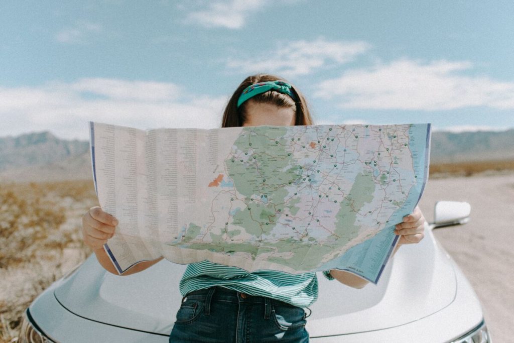 防災について話し合ってみて
避難場所の確認
地図を広げて見る人