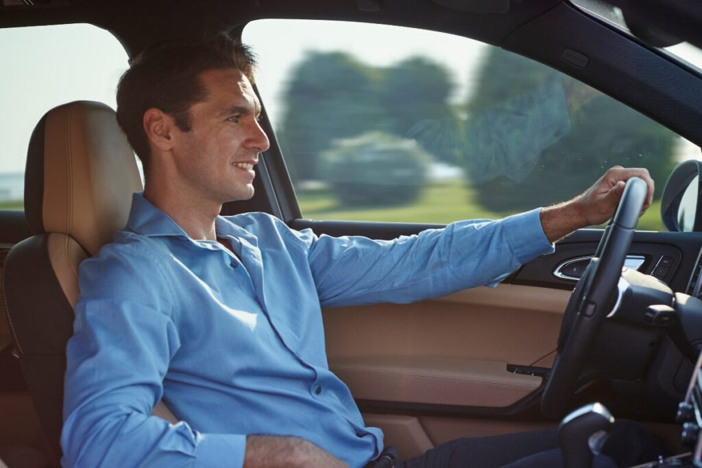 旦那にドキッとする瞬間
旦那にキュン
車を運転する男性