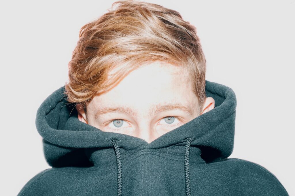 女性が知らない男性の結婚の決め手
変化を好まない生き物
からをかぶった男性