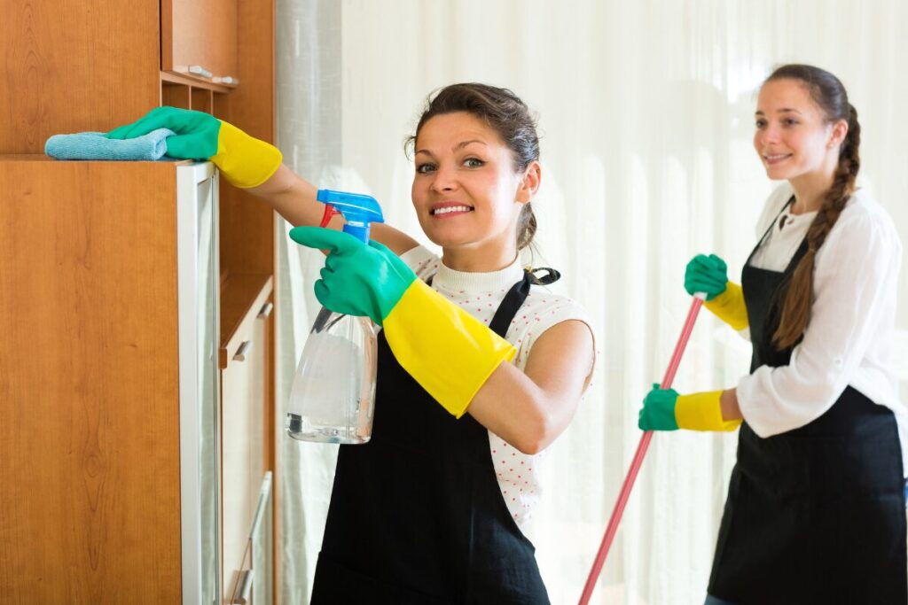 本当に稼げる副業
清掃員
清掃員の写真