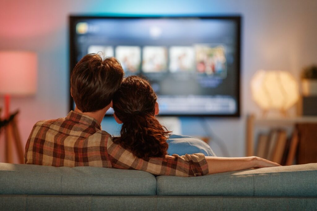 仲良し夫婦！理想の結婚生活の作り方
仲良し夫婦あるある
一緒にテレビを見る夫婦