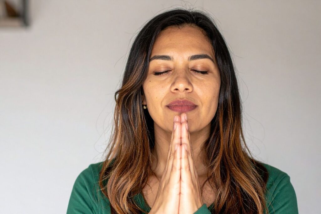 夫婦間の会話が減ったら
会話不足を受け入れる
心おだやかな女性