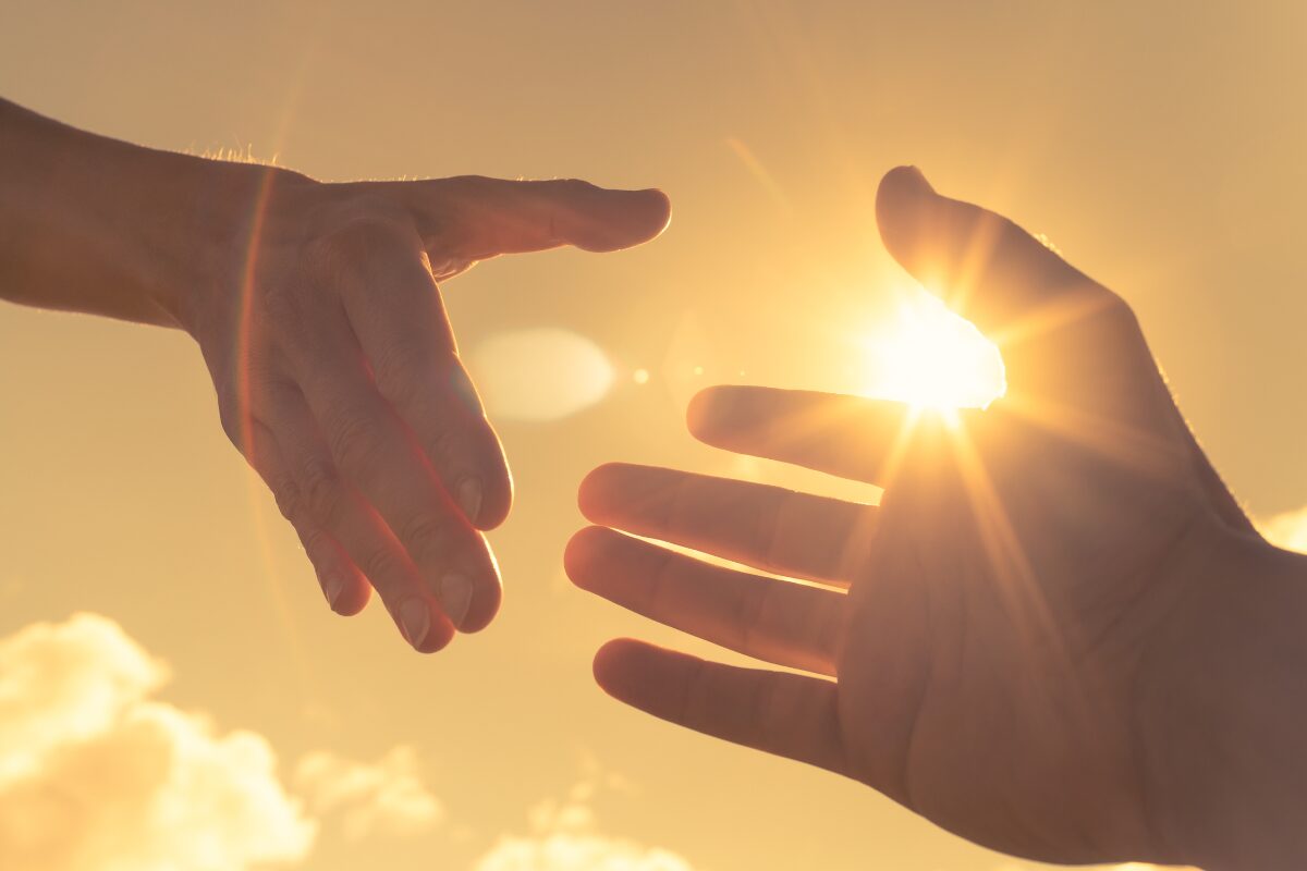 9月8日～9月14日　新しい事に飛びつかず、まずは周囲の人に手を差し伸べて。