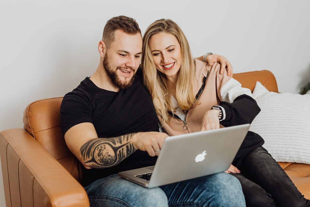 幸せの時間 おじいちゃんとおばあちゃんになっても手をつないで歩きたい。今更そんな夫婦になんてなれそうにない？いえいえ今からでも遅くはありません。