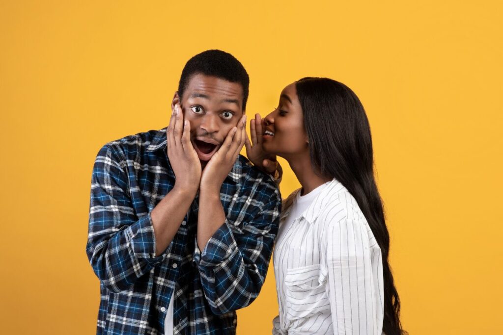 幸せの時間
旦那さんは知ってますか?
旦那に耳打ちする妻