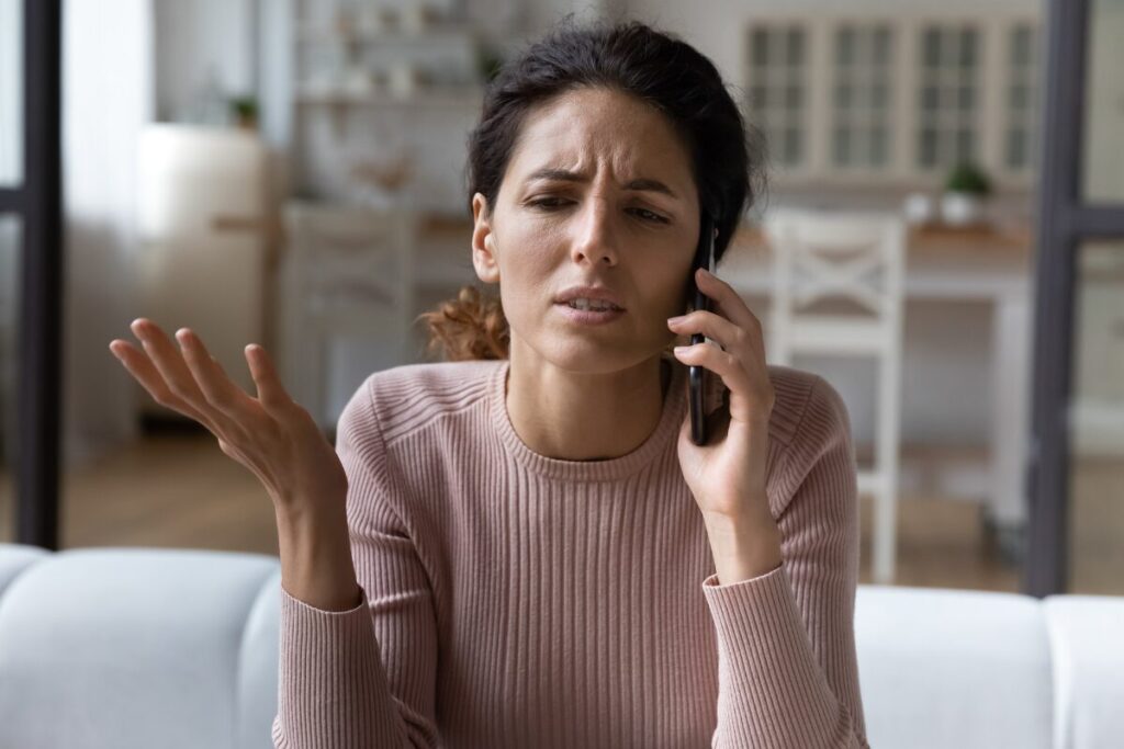 結婚相談所　やめた方がいい？
カウンセラーに対する不満
クレームを入れる女性