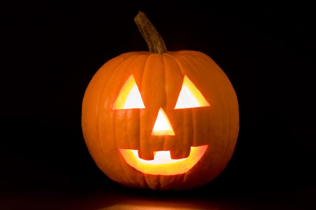 ハロウィンってなんだ！
謎の男ジャック・オー・ランタン
かぼちゃのお化け