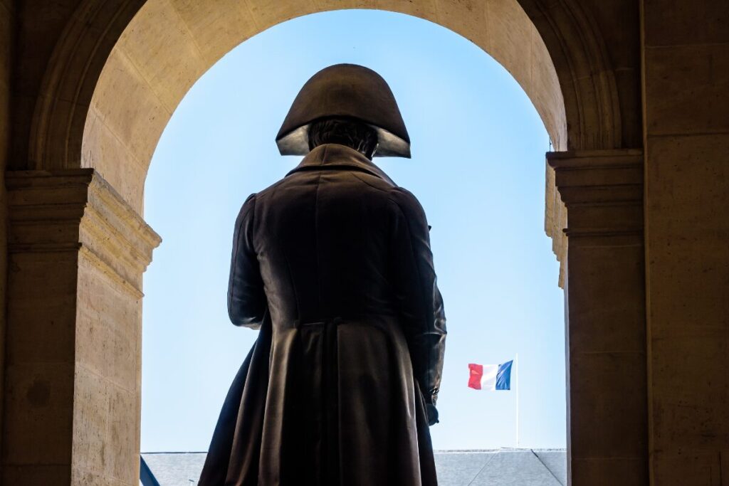 販売戦略会議　売れないオヒトリサマ必見、目からうろこの戦略とは？
会議は踊る、されど進まず
ナポレオン