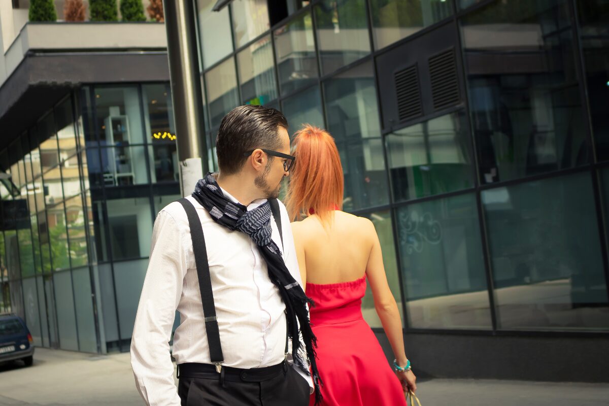 出会いが無いと嘆く前に 出会いが無いと嘆くあなた。既にあなたは出会っていたのかも知れません。 そんな運命の相手を逃さないために是非読んで下さい。