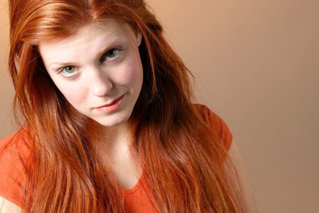 モテない旦那さん
尊敬という感情
上目づかいの女性