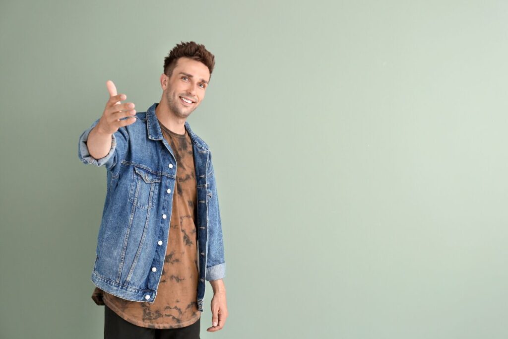 レベル高　実際に会える人
誘ってくる男性