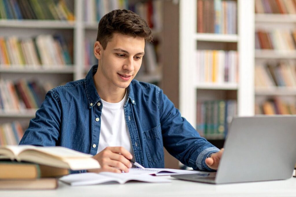 シン・オヒトリサマ
目標設定がある趣味
勉強する男性