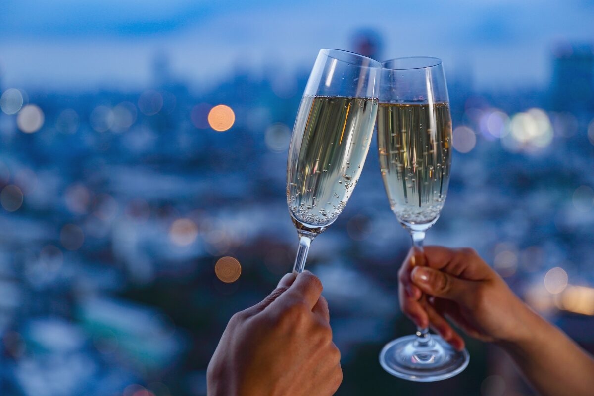 2026年はどんな一年！ 2025年も色々ありました。世界が滅亡するとか日本が沈没するとか。今現在私たちは無事です。そんな都市伝説的な2026年は一体どんな一年になるのでしょうか？勝手に予測してみました。