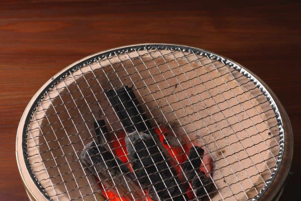 冬と言えば鍋！美しくなる鍋パーティー
七輪とお鍋
七輪の写真