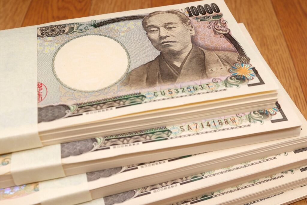 節約術とは？
天国生活
札束