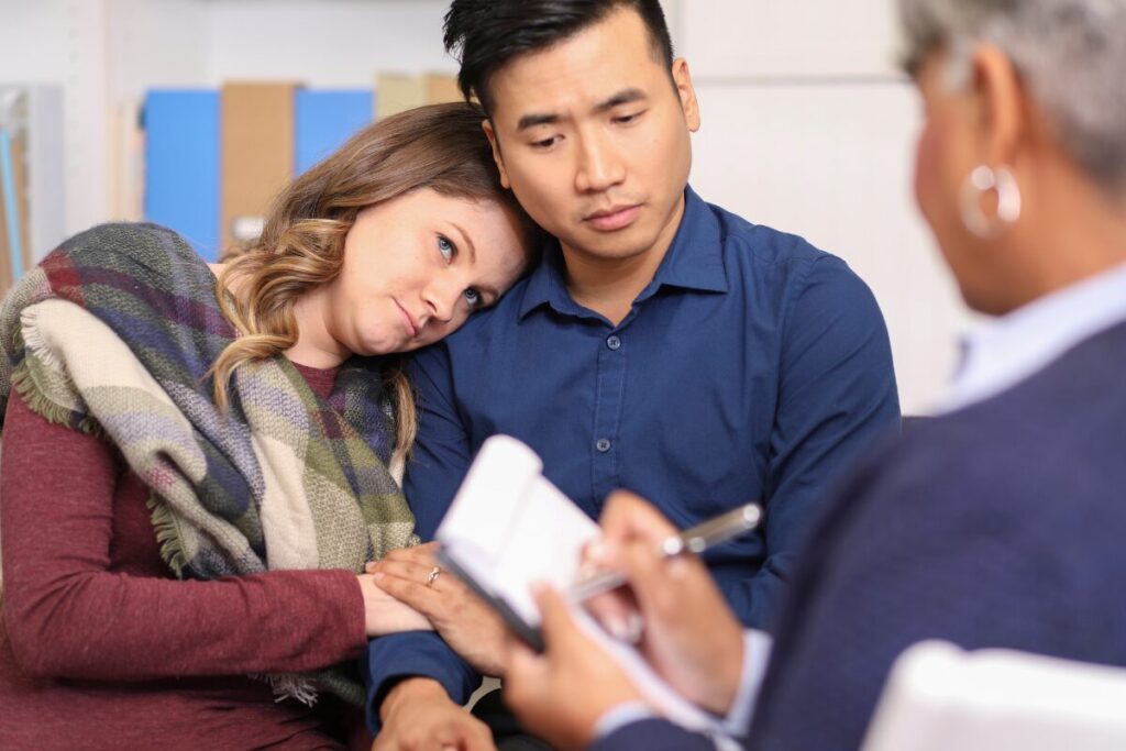 ブルー、ブルー、うるさいよっ！
長期に渡ってしまう場合
夫婦でカウンセリングを受ける