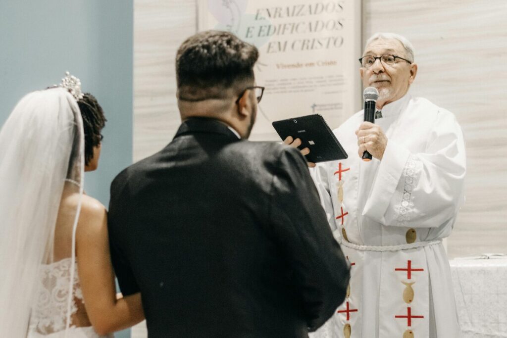 バレンタインデーの秘密
キリスト教の伝説
結婚式を司る司祭