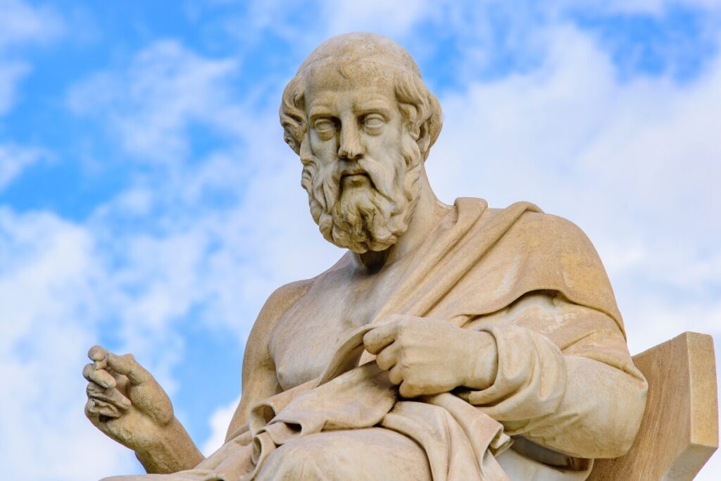 美に対する様々な根源
美のイデア
プラトンの像