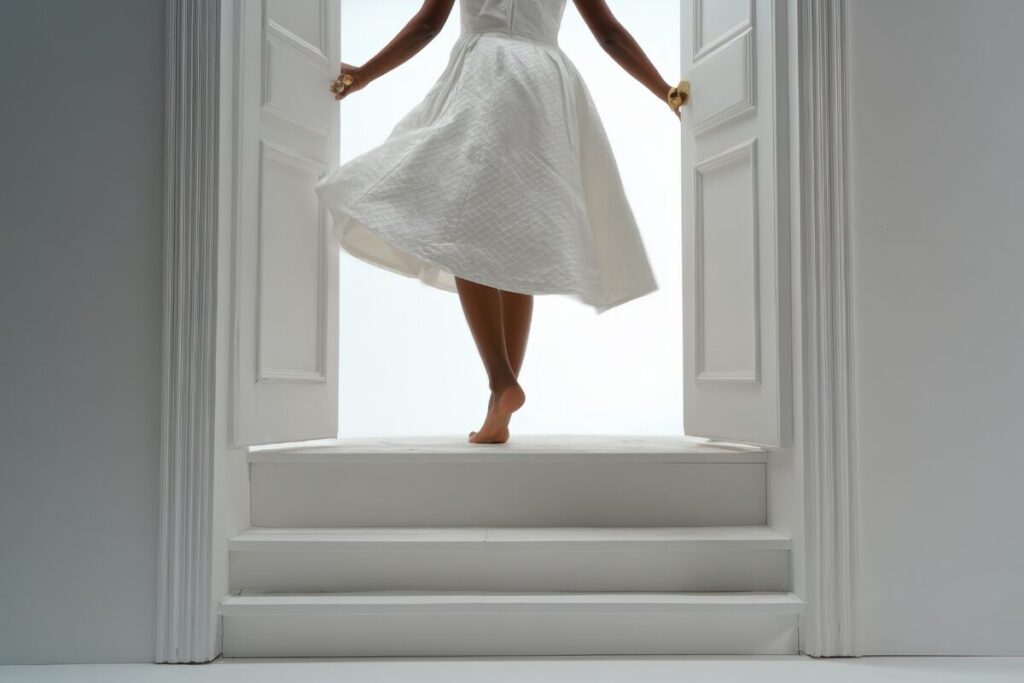 面倒くさいことが人生を変える
やったことがないこと
新しい扉をあける女性