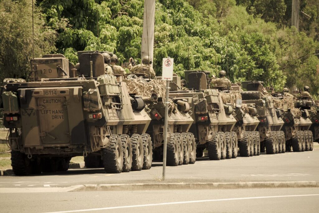 二・二六事件を知っていますか？
事件の概要
戦車部隊の列