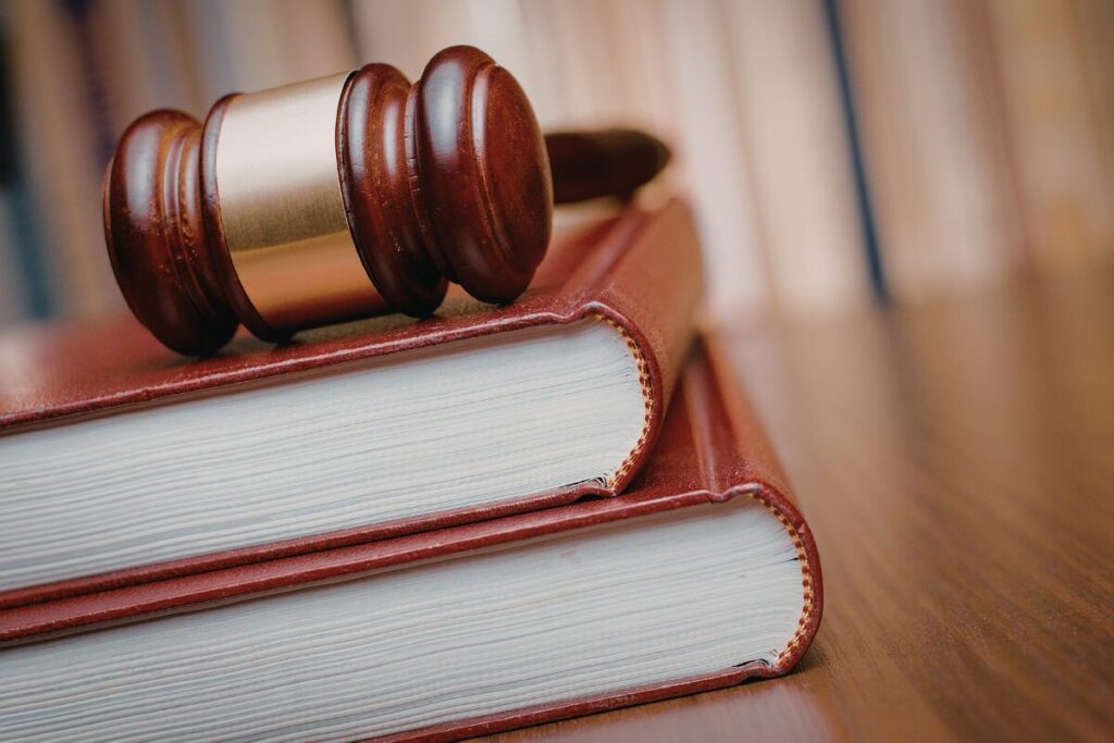 同性婚について
同性婚の法律
六法全書