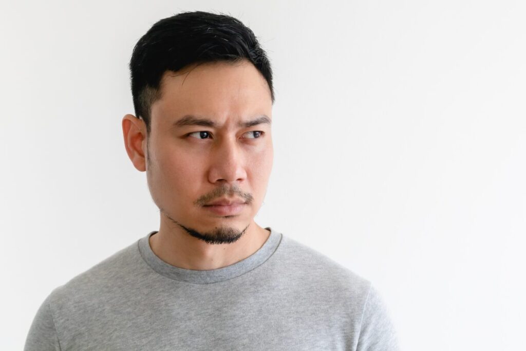 え、そこなの？男性は女性のどこを見ている？
気付かない
そっぽを向く男性