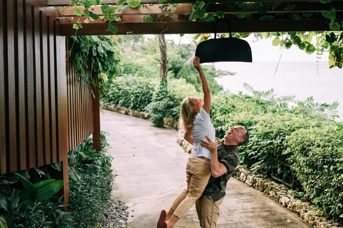 大人の女？都合の良い女？ 大人が恋をする際のたしなみとして、お互い大人なんだから分かるでしょ？的な距離感。あなたも私の事好き？とか聞けないし、彼も君だけしか見えない。とか言わないし。全ては暗黙の了解。それって、本当に大人の女なの？