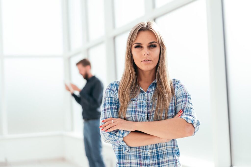 大人の女?都合の良い女?
大人なんだから
怒る女性をなだめる男性