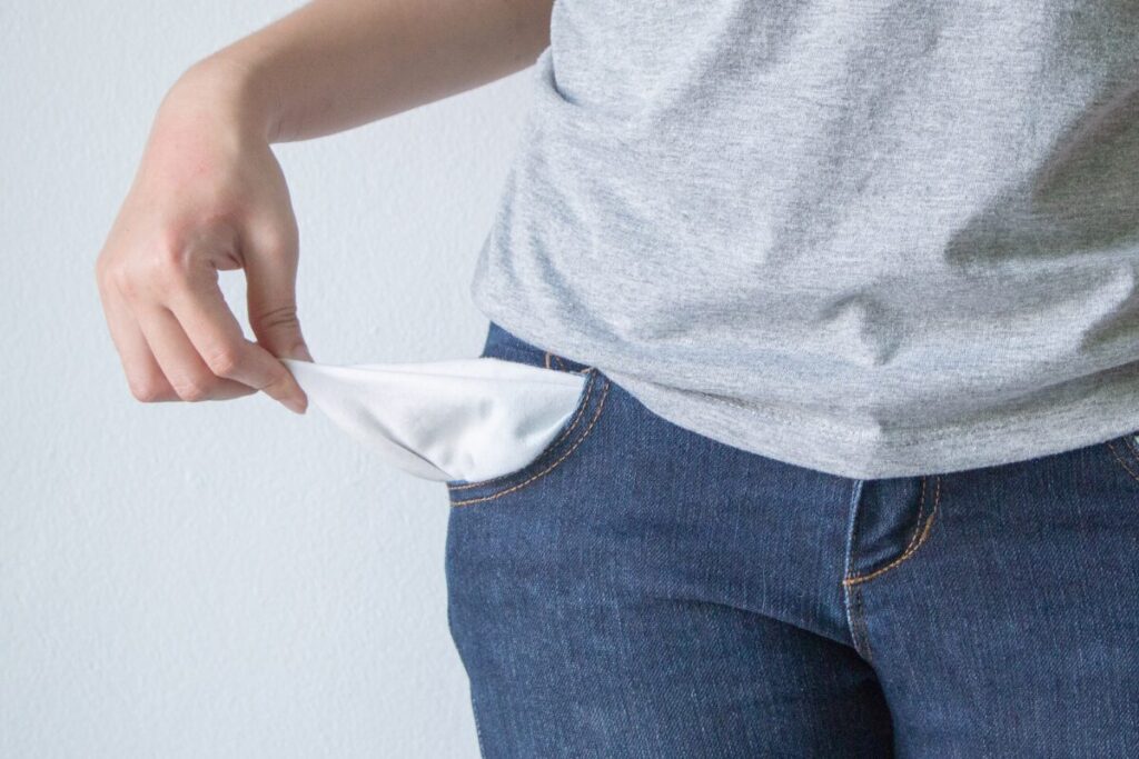 40歳以上の婚活実態
現実に気付いたなら
ポケットが空