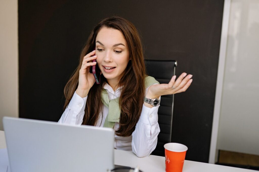 婚活で失敗する人
お見合いが終了したら
電話でクレームをつける女性