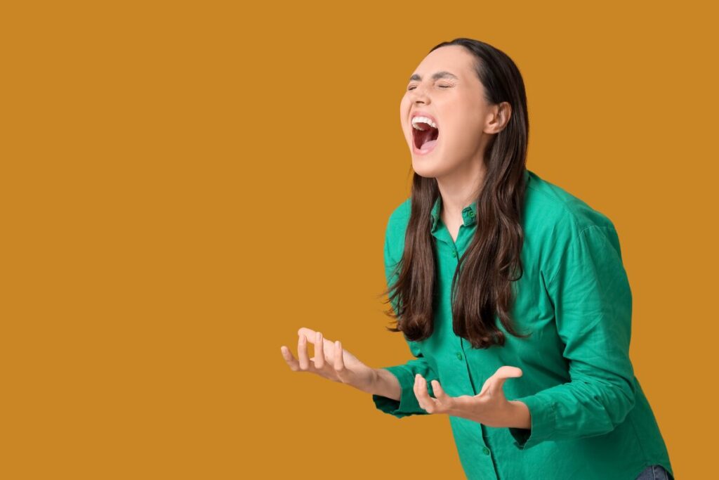 三角関係
三角じゃない！
ちがーうって叫ぶ女性